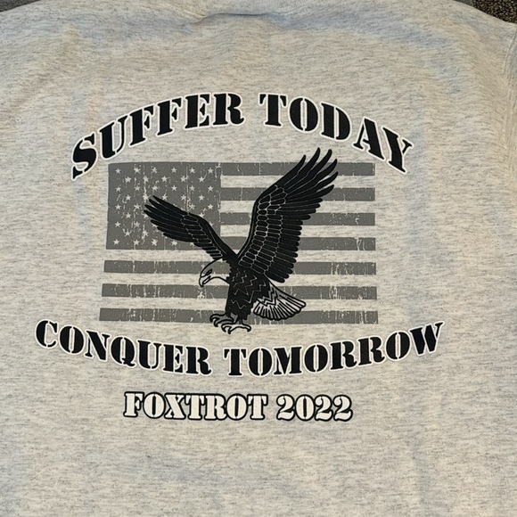 Collegiate Crewneck sweatshirts - Picture 2 of 3